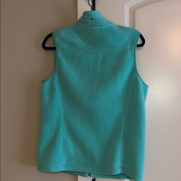 Vineyard Vines Westerly Vest - size medium - Picture 5 of 6